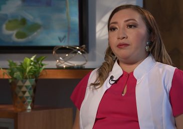 Era invadida por escalofríos y sombras se movían por su casa