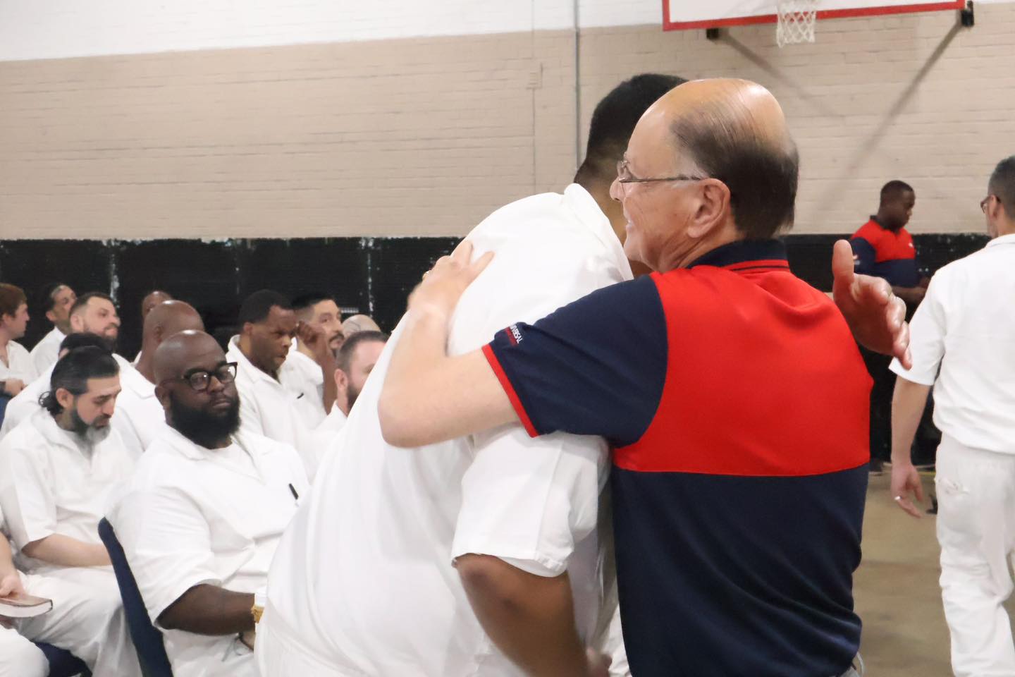 Bishop Macedo Makes a Special Visit to Goree Unit in TX