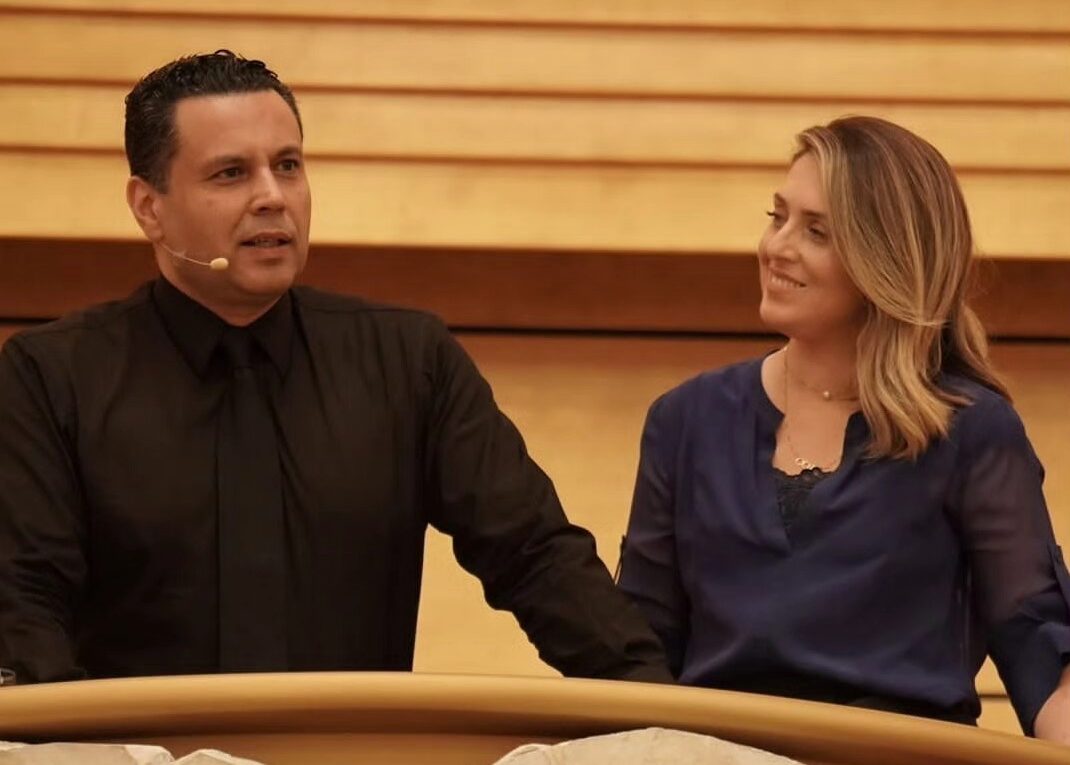 Discover the Power of Intelligent Love in Love Therapy Meetings