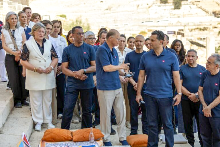 The Great Cryout on Mount Zion Unites Millions in Prayer