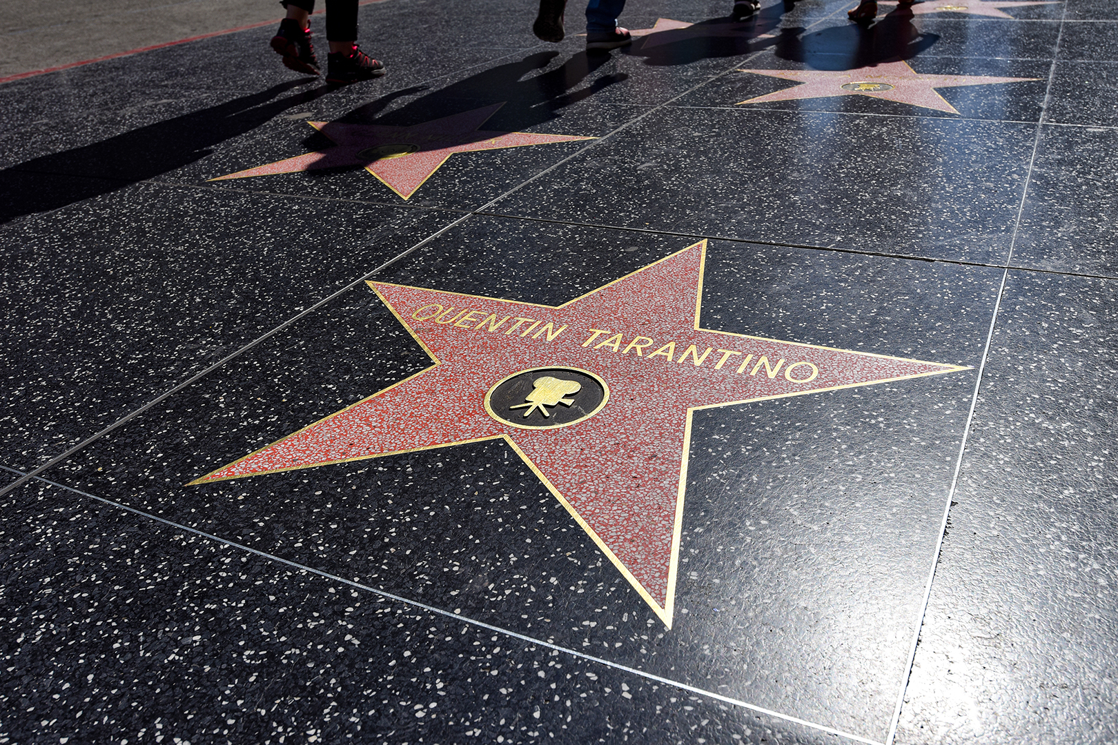 Caminata en contra de la depresión en el Paseo de la Fama de Hollywood