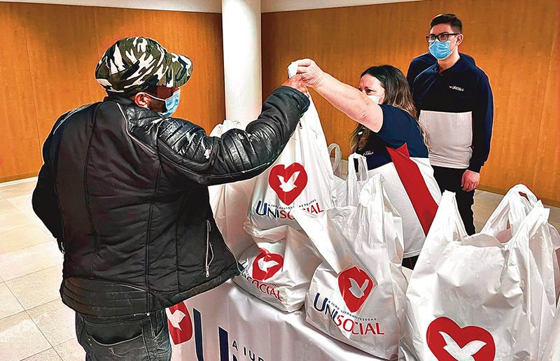 Los portugueses afectados por la crisis pandémica reciben donación de alimentos