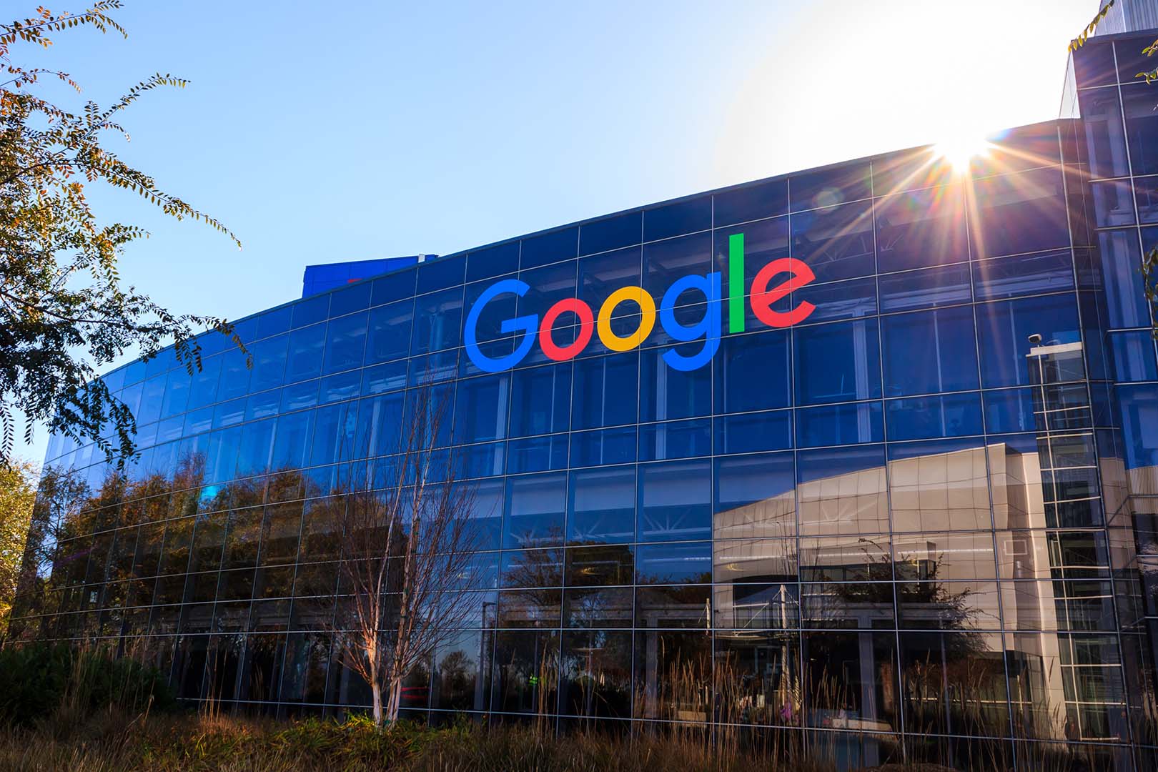 Google recibe sanción de US$98.000 millones por parte de un tribunal ruso