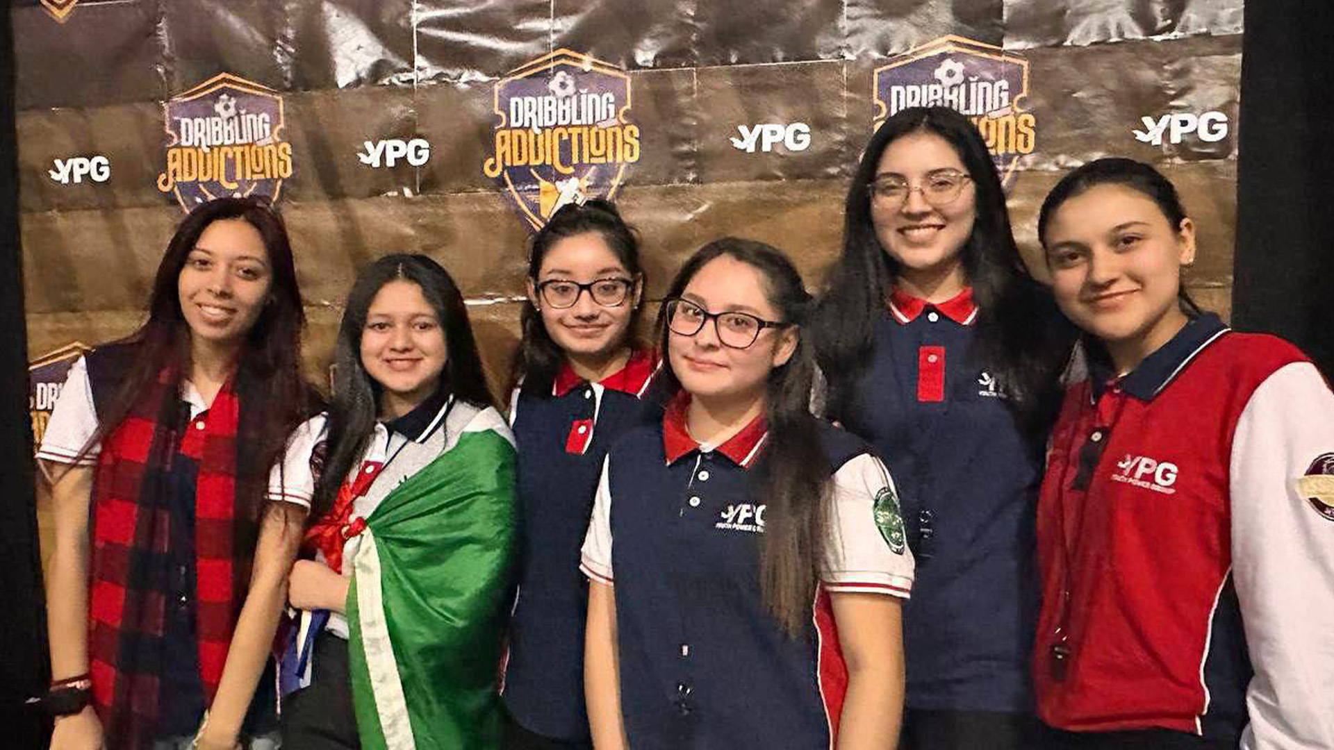 YPG en Chicago Illinois Celebra el evento “Dribbling through Ad ...