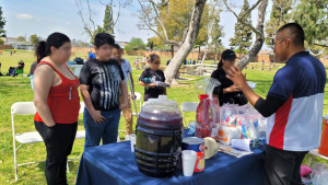 El grupo de evangelización en Bellflower, California realizó una concentración de fe en la comunidad