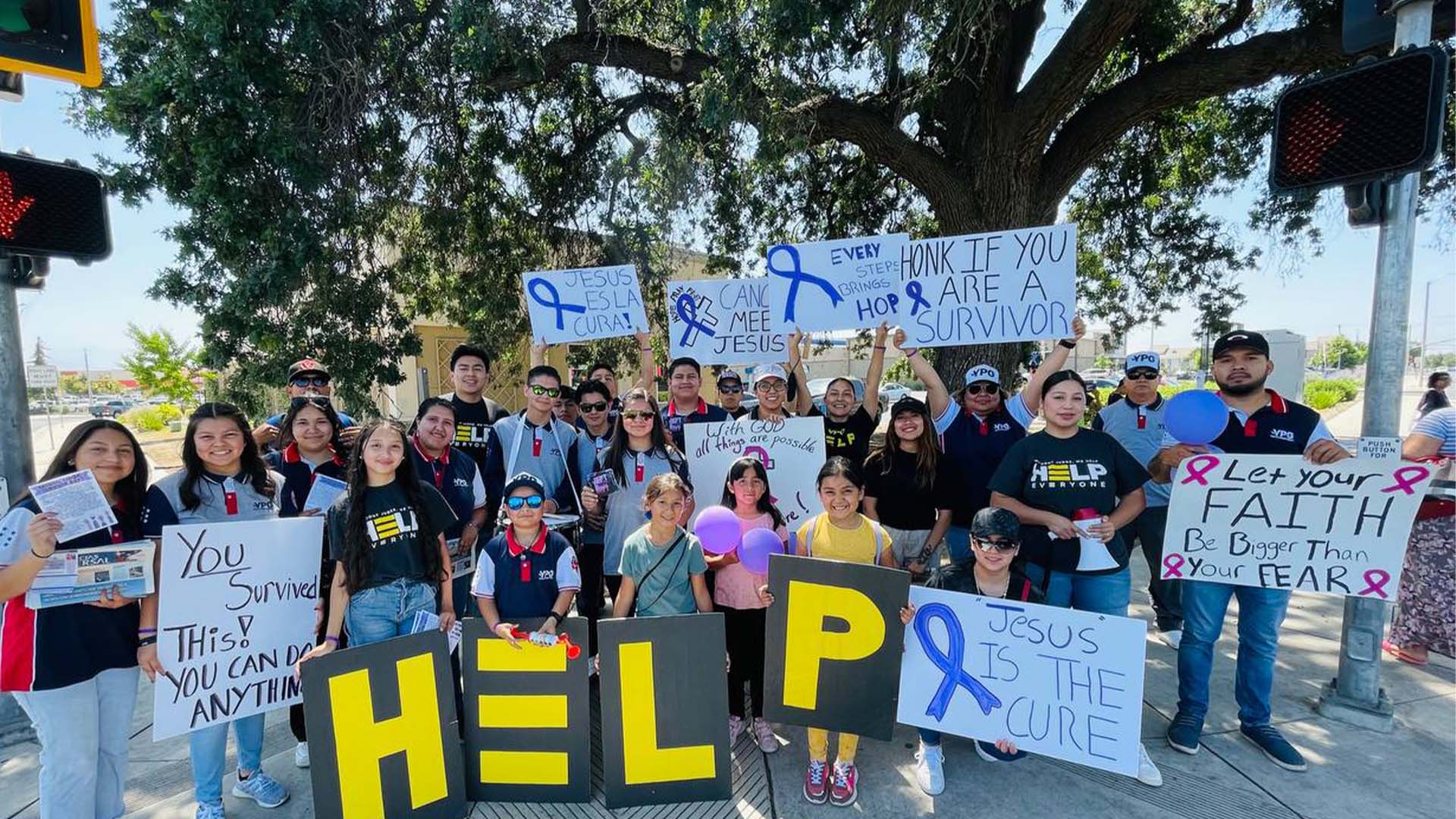 El proyecto “HELP” en acción donde visitaron hospitales en todo el estado de California