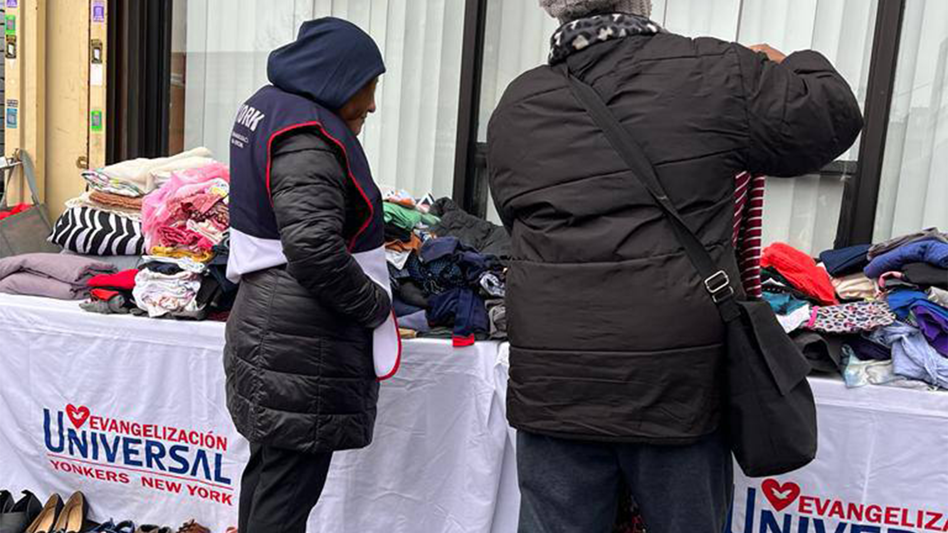 Brindándole un rayo de luz en medio de la oscuridad a los residentes de Yonkers, Nueva York