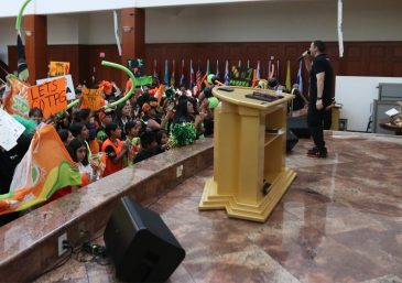Mensajeros de Esperanza: La Misión de la Iglesia Universal