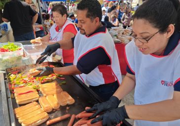 Alimentar a la multitud