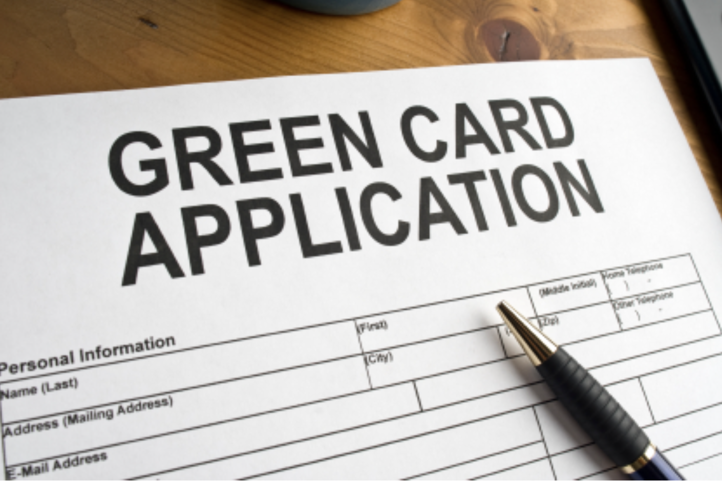 Taxa de aprovação de Green Card atinge mínimos recordes, analisa CATO